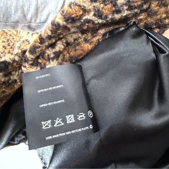 Bernardo Leopard Print Double Breasted Cheetah Coat Jacket Size XS - Picture 8 of 11